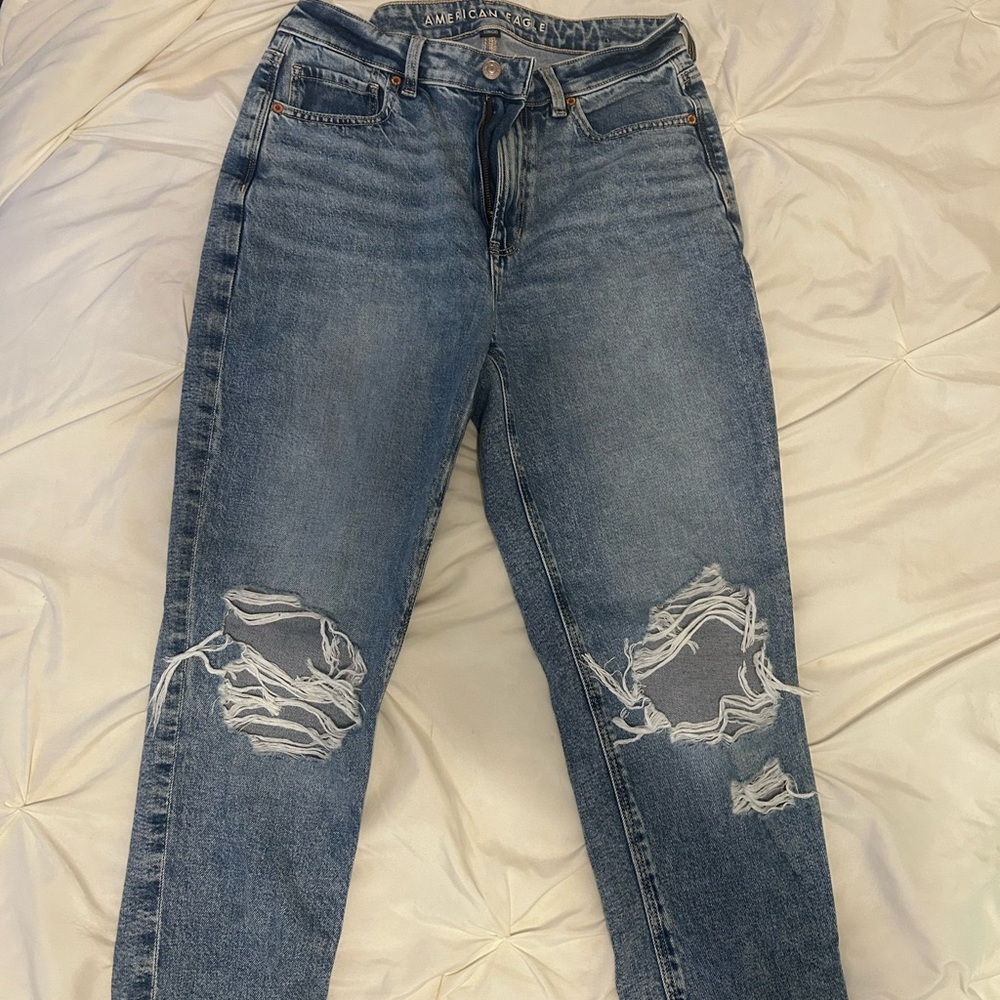 American Eagle Outfitters Mom Jeans - Picture 1 of 4